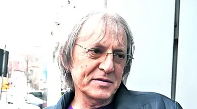 Mihai Constantinescu respiră singur. Vești despre starea lui