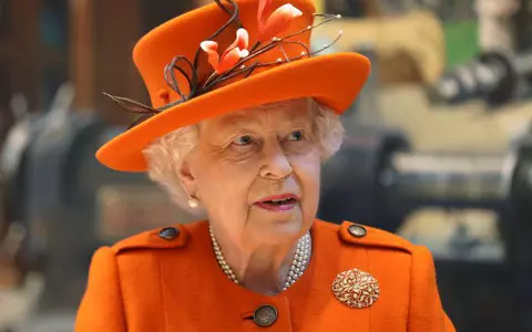 Prima reacție a Reginei Elisabeta după nașterea fiicei lui Meghan Markle și a lui Harry. Lilibet e a 11-a strănepoată